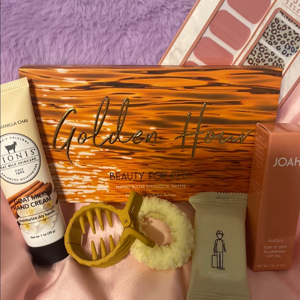 Golden Hour Beauty Eyeshadow Palette with Joah lip oil and zipper pouch bundle